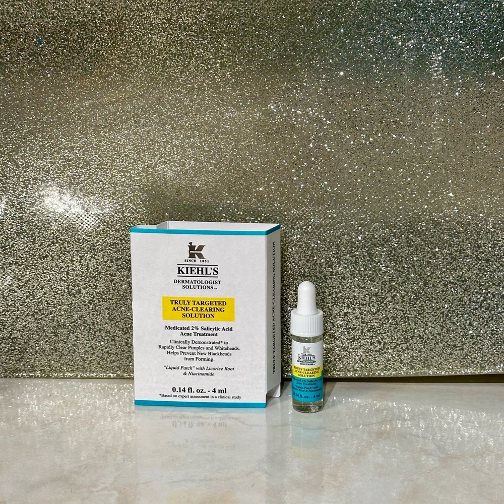 5 for $25 item 🌺 Mini Kiehl’s Super Targeted Acne Clearing Solution